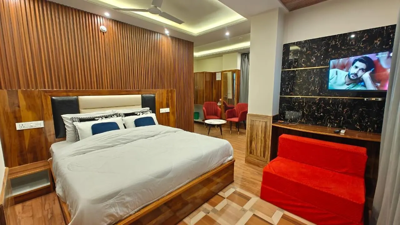 Hotel Divine Hill Shimla